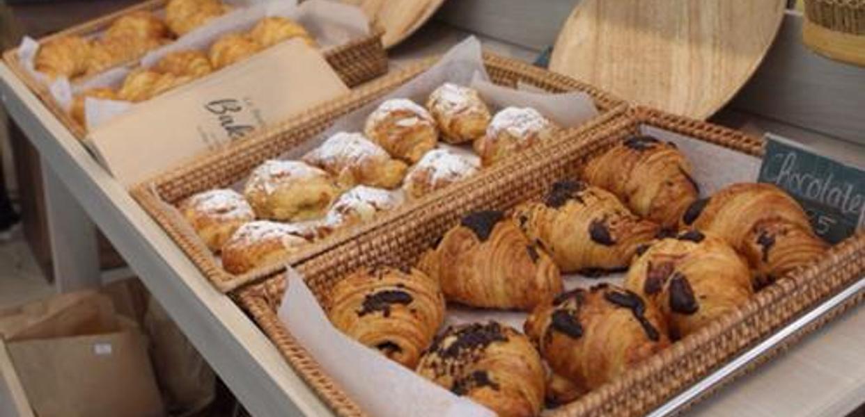Top 10 địa điểm ăn vặt ngọt Đà Nẵng được yêu thích nhất