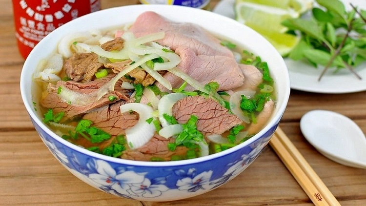 Top 10 Quán Phở Đà Nẵng Ngon Chuẩn Vị, Được Người Dân Địa Phương Yêu Thích Nhất