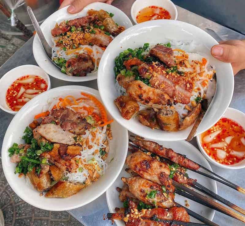 Top 12 quán bún thịt nướng Đà Nẵng ngon được yêu thích nhất