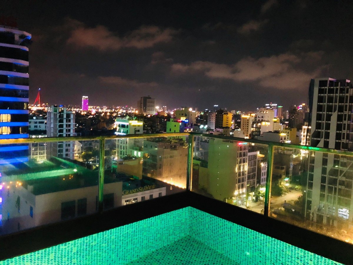 Top 15 quán cafe rooftop Đà Nẵng đẹp đáng trải nghiệm