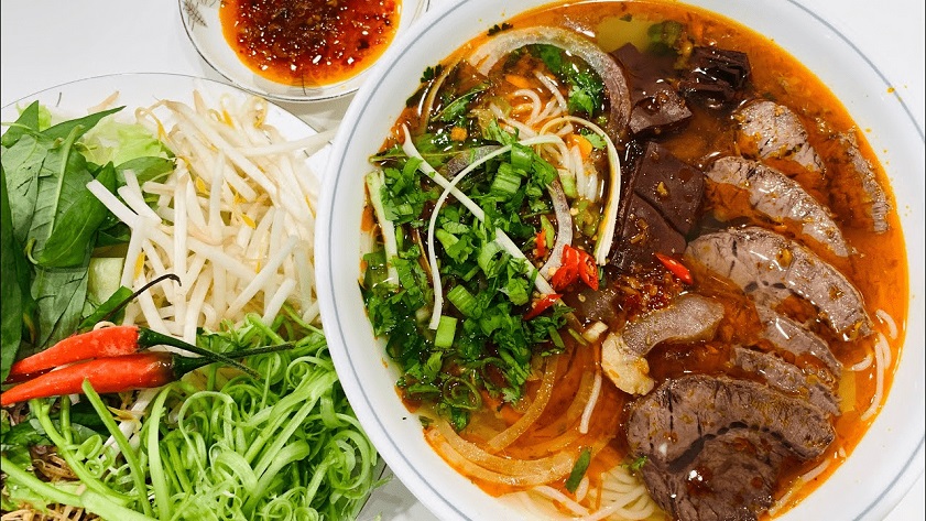 Top 9 Địa Điểm Bán Bún Bò Đà Nẵng Ngon Nổi Tiếng Nhất
