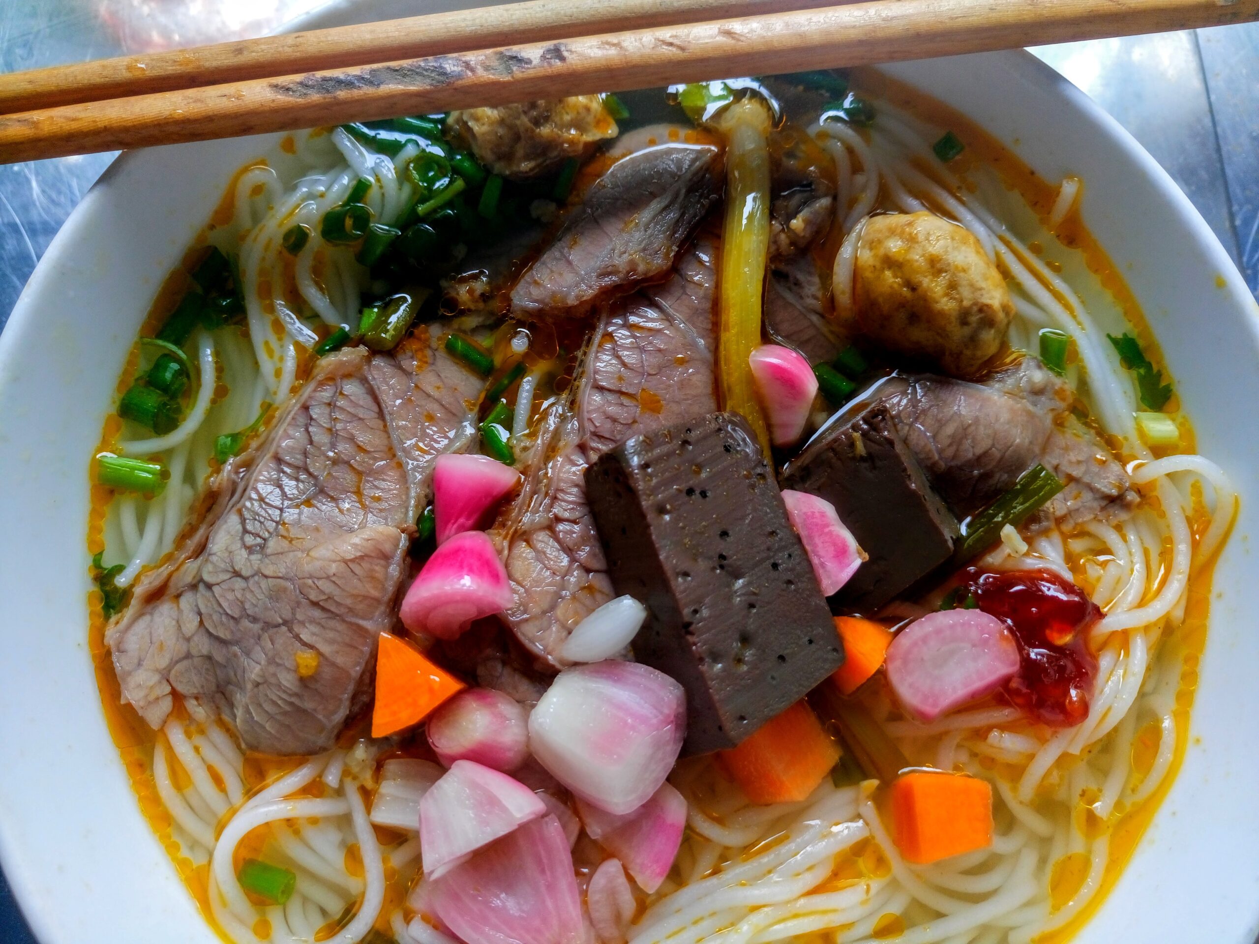 Top 9 Địa Điểm Bán Bún Bò Đà Nẵng Ngon Nổi Tiếng Nhất