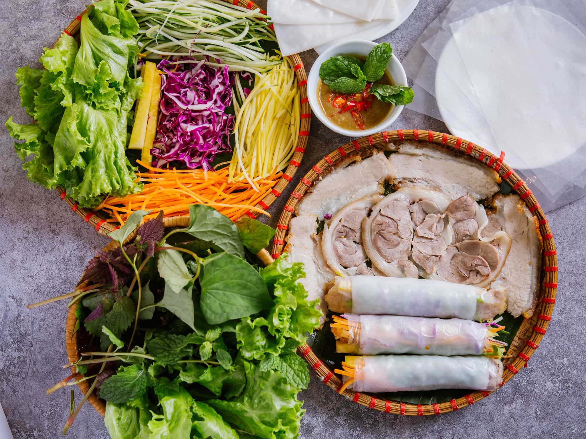 Top Quán Bánh Tráng Cuốn Thịt Heo Ngon Ở Đà Nẵng Nhất Định Phải Thử