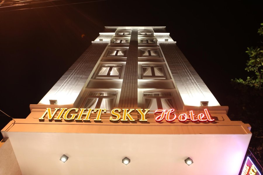 Review Khách sạn Night Sky: Giá phòng, tiện ích và các hạng phòng nên biết