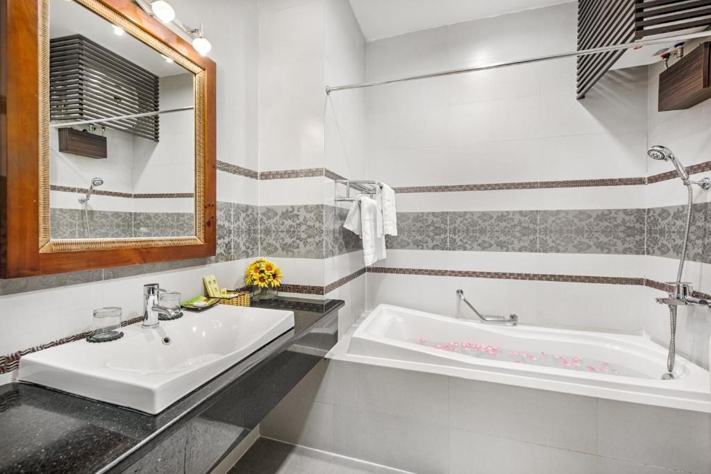 Review Khách sạn Sun River Đà Nẵng: vị trí bên sông Hàn, 6 hạng phòng và tiện ích nổi bật