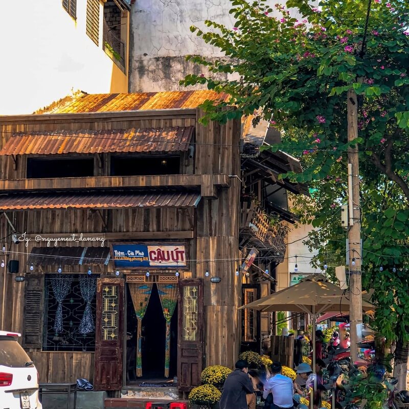 Top 16 quán cafe đẹp ở Hải Châu Đà Nẵng được yêu thích hiện nay