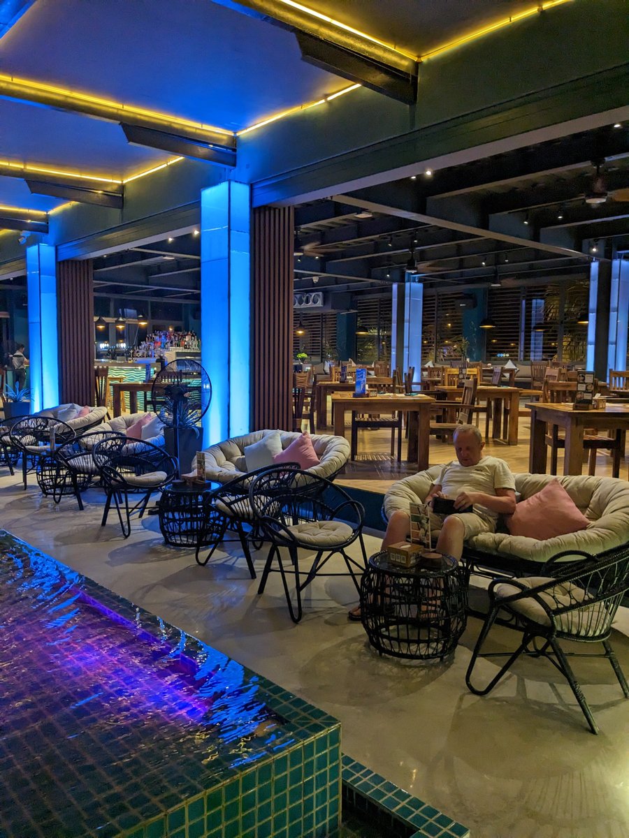 Top 7 quán cafe view biển Đà Nẵng cực chất